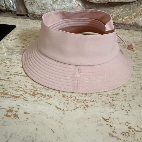 The North Face Class V Top Knot Bucket - Picture 4 of 11